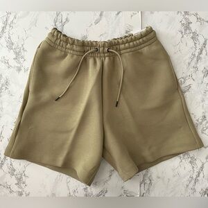 Nike Sportswear Tech Fleece Athletic Shorts Olive Green Khaki FZ7574 Size Small